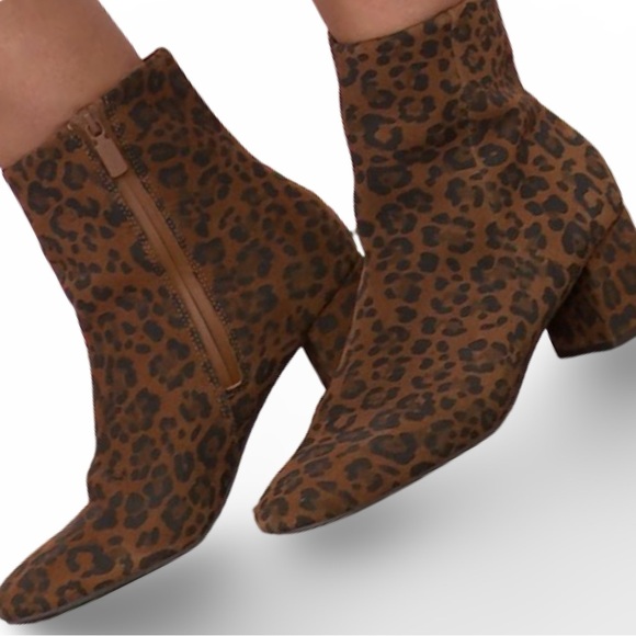NWOB $160 Blondo® Alida Dressy Bootie – Leopard Print (Waterproof) - Picture 3 of 8